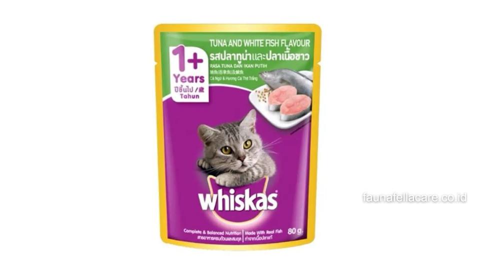 Harga whiskas terbaru menawarkan berbagai keunggulan seperti ada banyak varian rasa, disukai kucing segala usia dan bisa menjadi campuran makanan.
