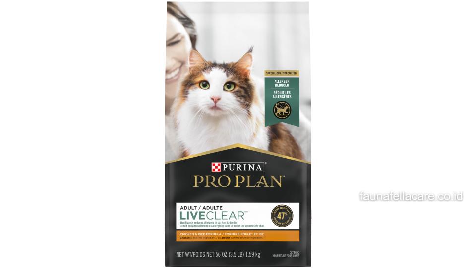 Makanan kucing proplan mengandung komposisi berupa vitamin dan mineral yang baik untuk kucing.